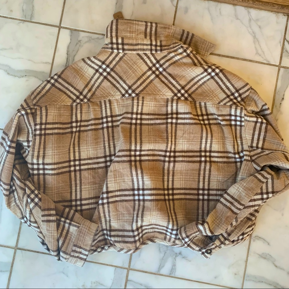Cropped Shacket - Picture 5 of 6